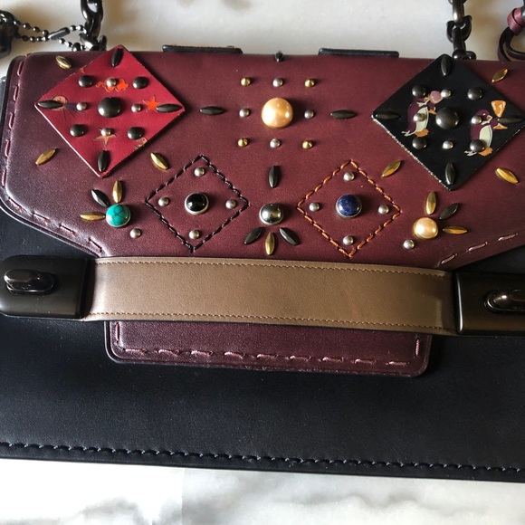 🌺 RARE/HTF Coach Swagger with Patchwork Prairie Rivets/PRICE FIRM - Picture 4 of 16